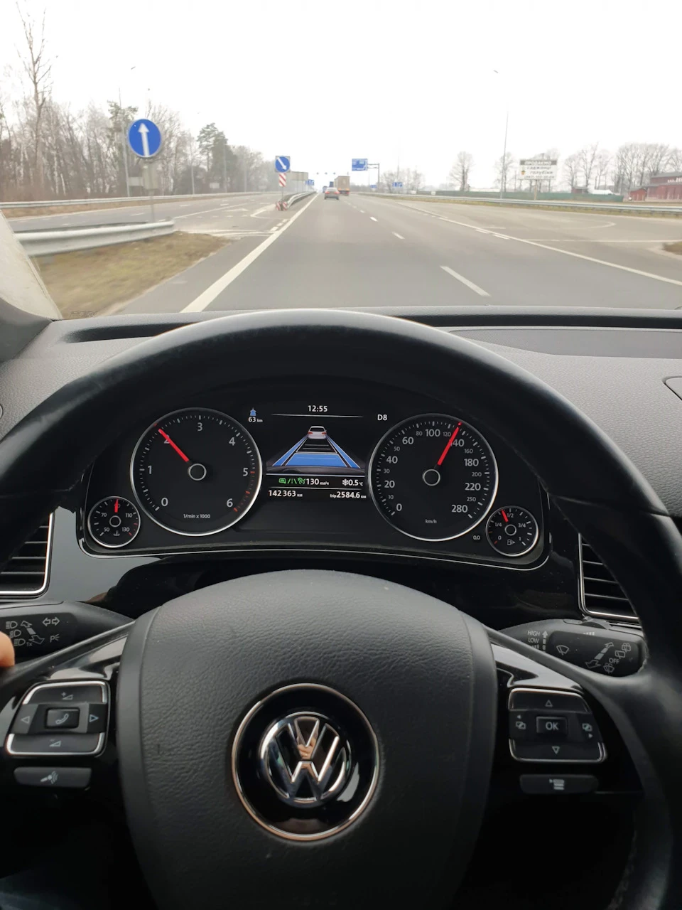 Перестали працювати камери по колу, адаптивний круїз, парктронники.