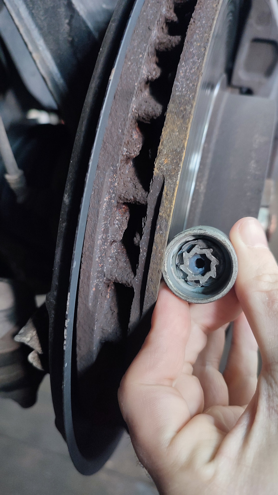 Керамічні колодки Power stop z17 та оригінальні диски 3