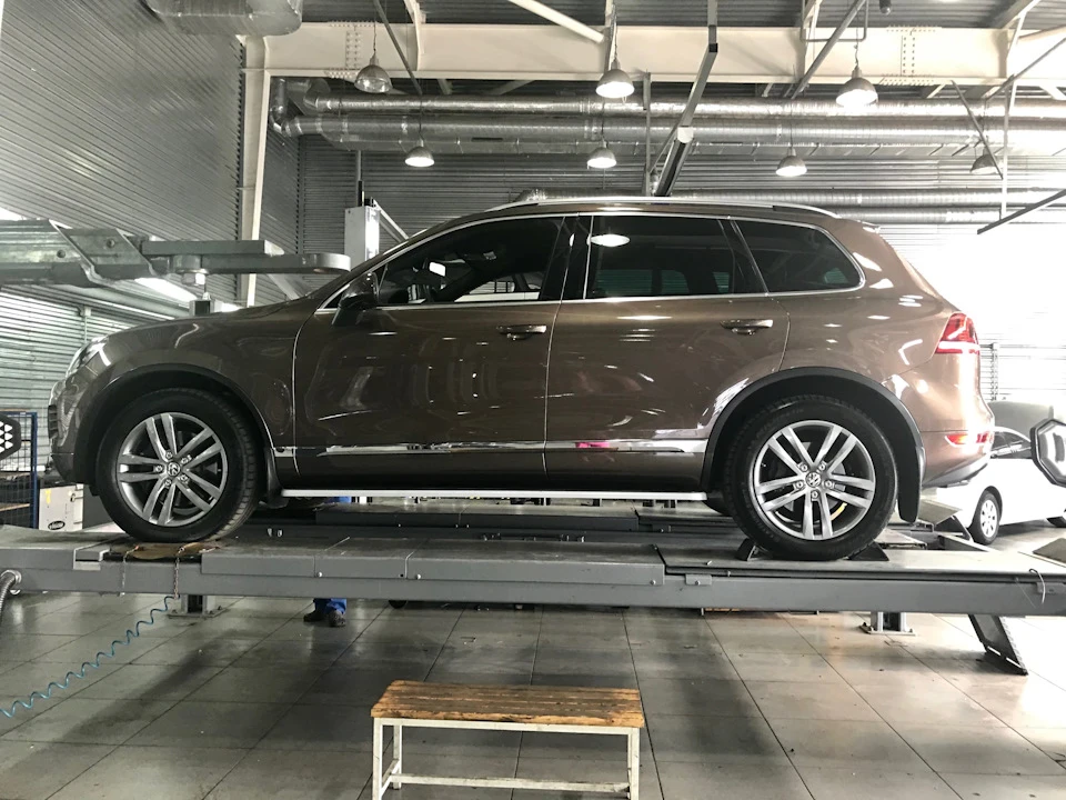 Адаптивний контроль круїзу встановлено.