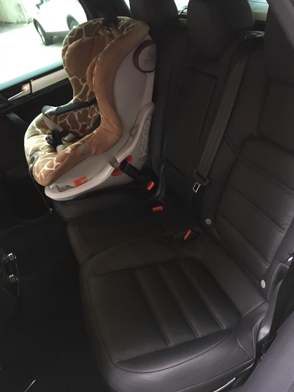 Встановив новий салон від Porsche cayenne 3