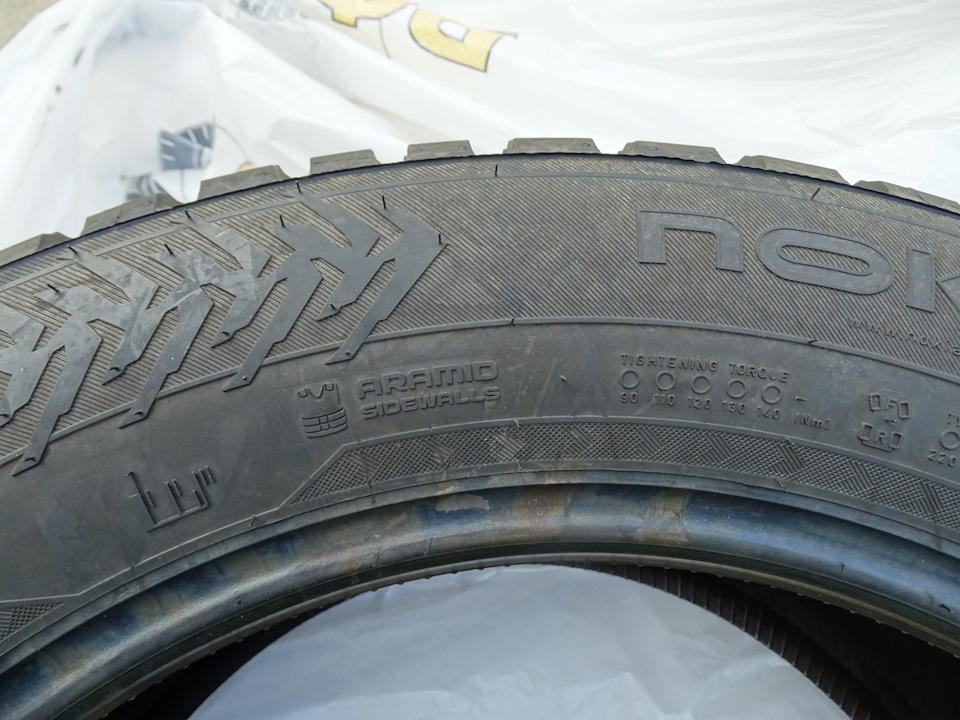 Зимова гума Nokian Hakkapeliitta 8 SUV 2
