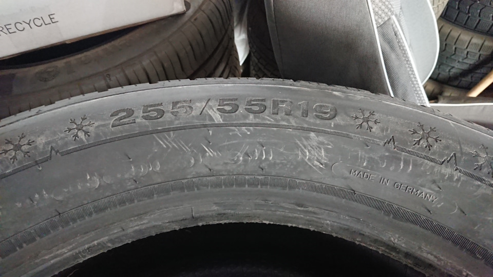 #39 Зимові шини Dunlop Winter Sport 5 SUV 255/55 R19 5