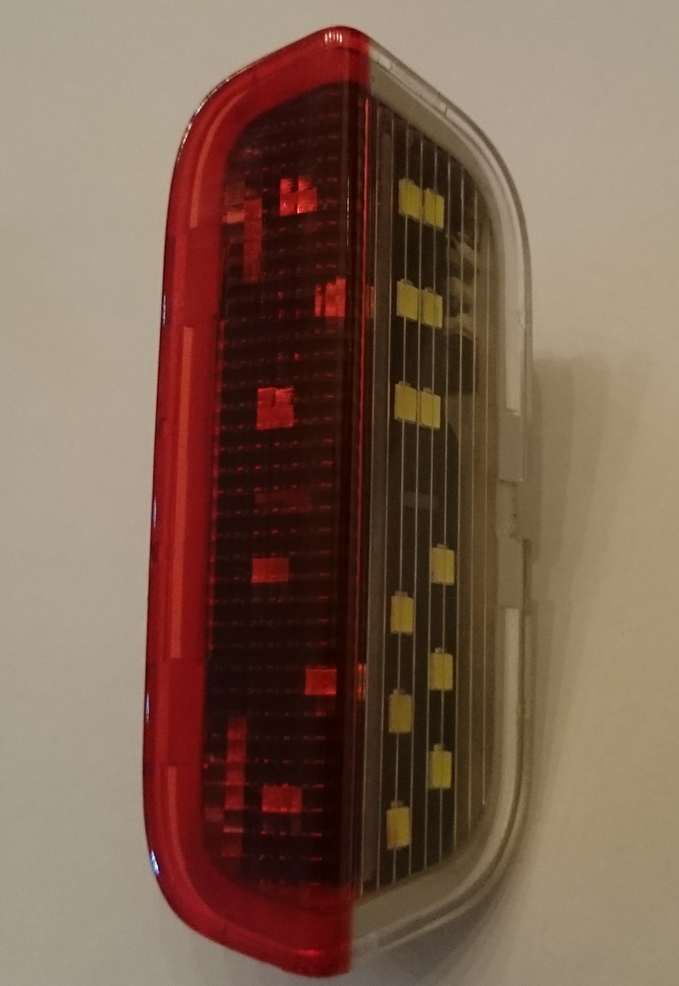 #9 LED підсвічування у дверях та кришці багажника 3
