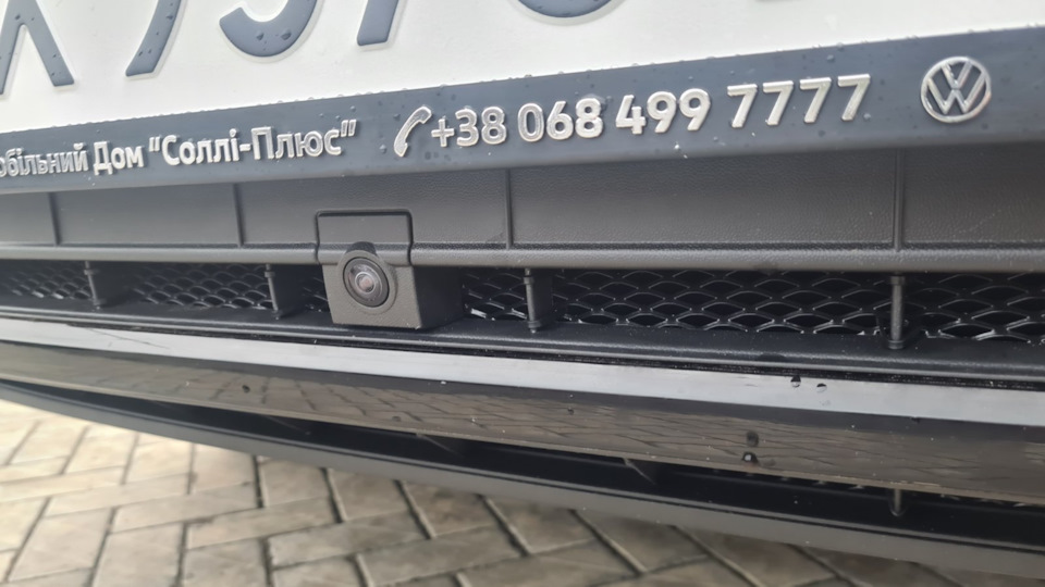 Встановив сітку радіатора 4