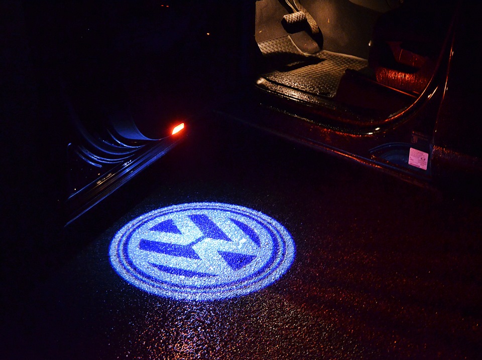 VW Lazer Logo. . . 5