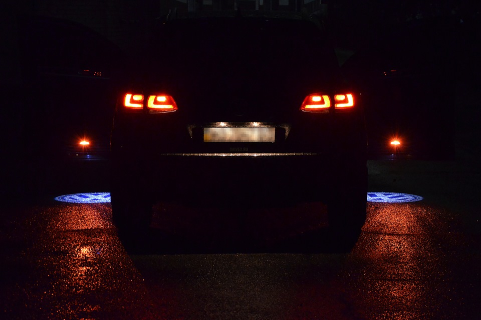 VW Lazer Logo. . . 3