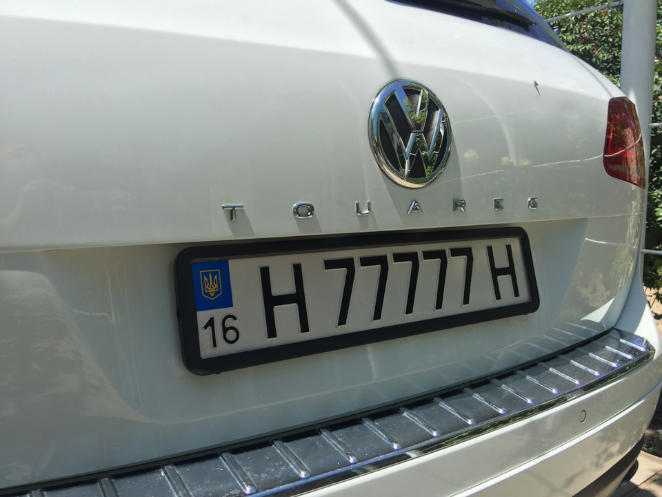 Напис Touareg 2