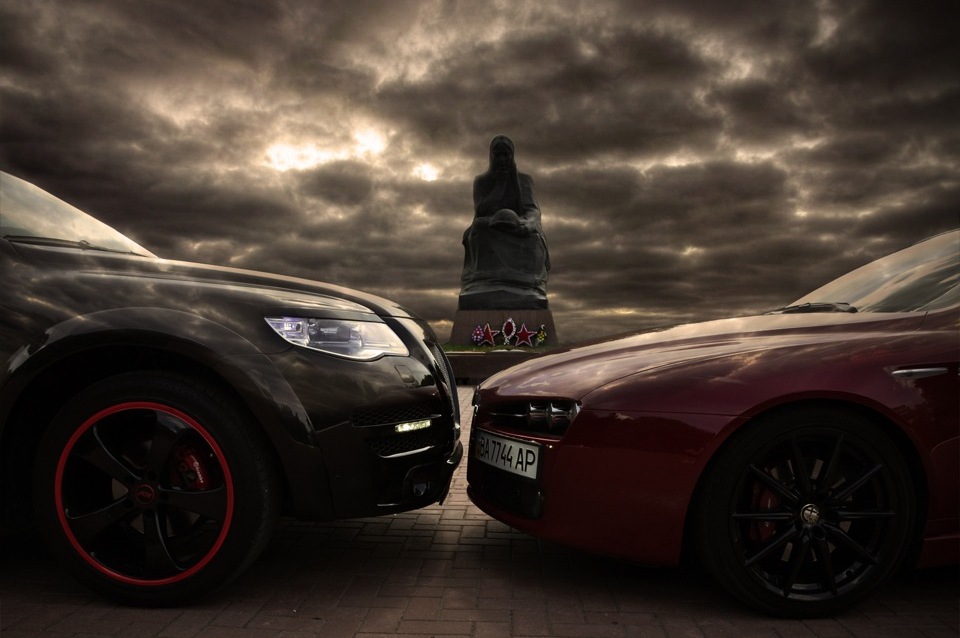 Фотосесія BLACK & RED, ALFA 159 Ti & Touareg ABT 1