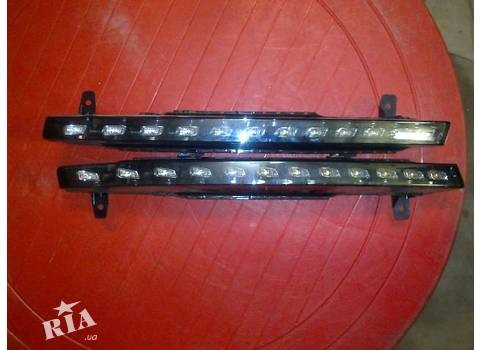 ПРОДАНО!LED габарити та повороти від Audi Q7 3