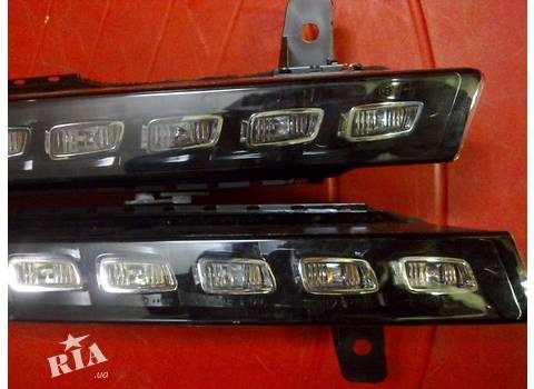 ПРОДАНО!LED габарити та повороти від Audi Q7 4