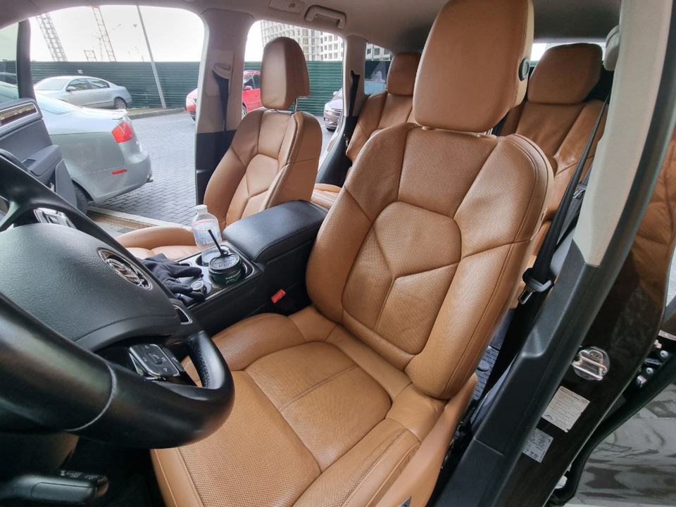 Встановлення салону з Porsche Cayenne 92A (2GEN) у Touareg NF 2