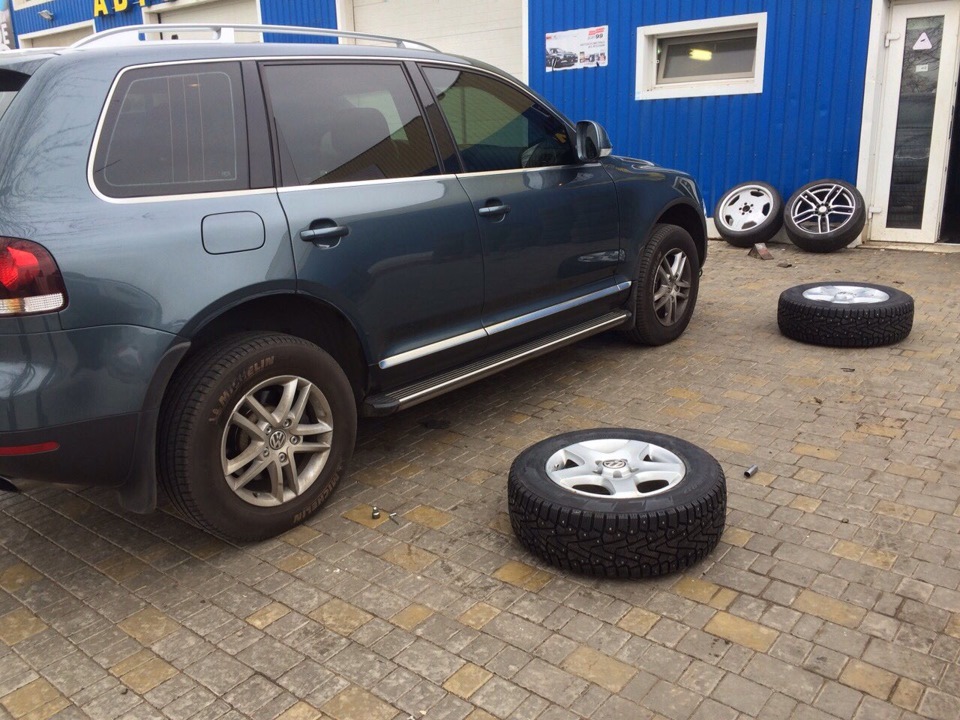 Pirelli Ice Zero 235/65 R17 108T 4