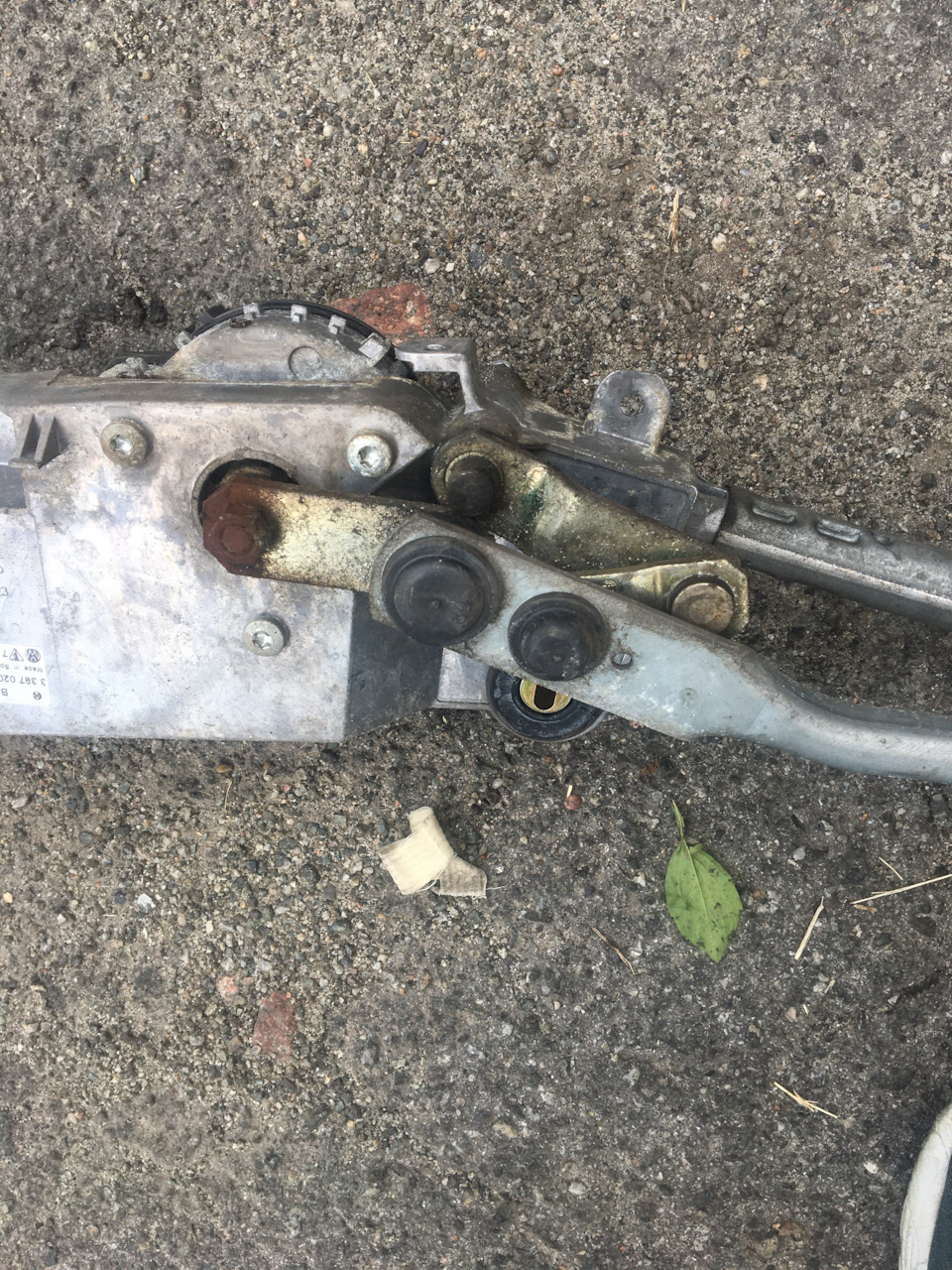 Продовжуємо відновлювати двірники 3