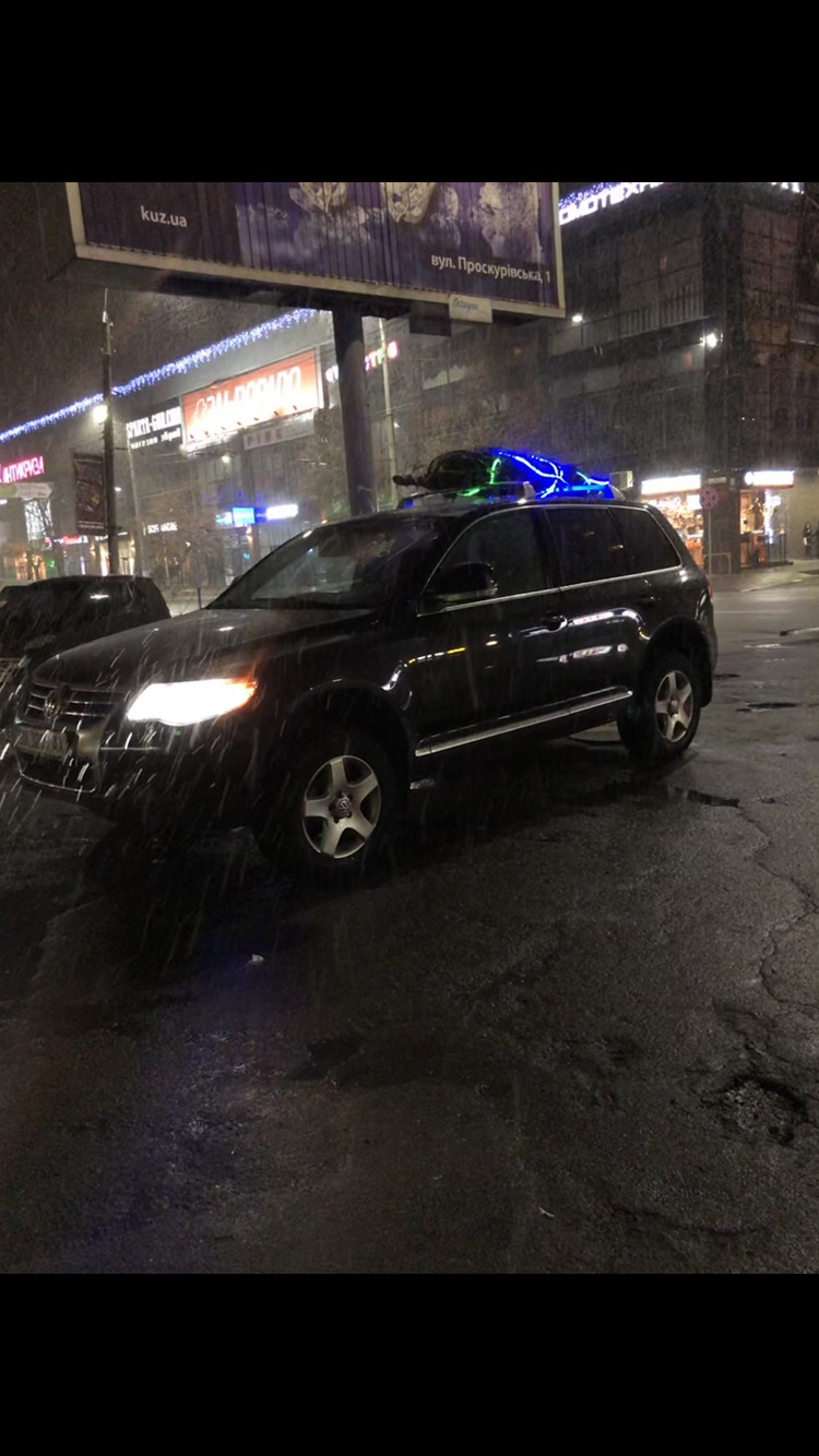 Новорічний Touareg 2