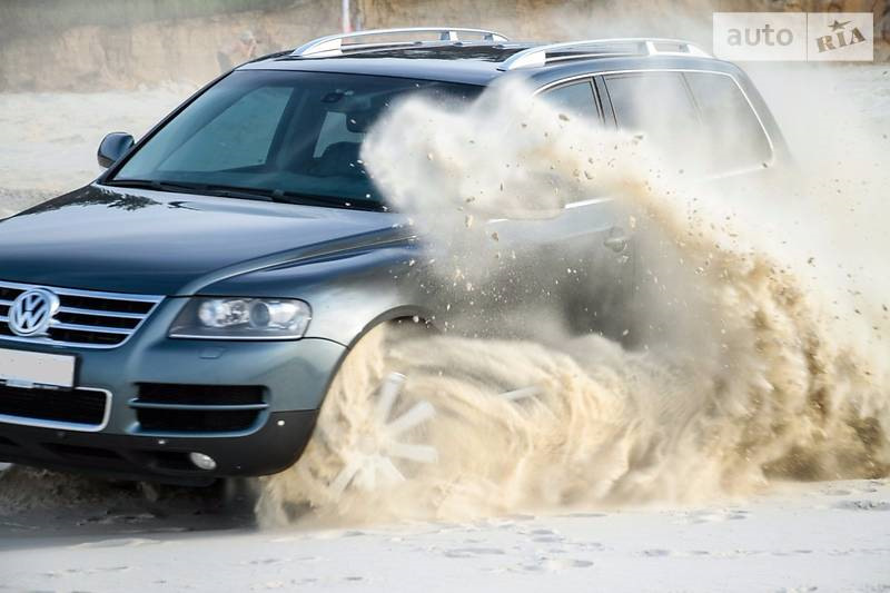 Volkswagen Touareg V 10 BI turbo 1