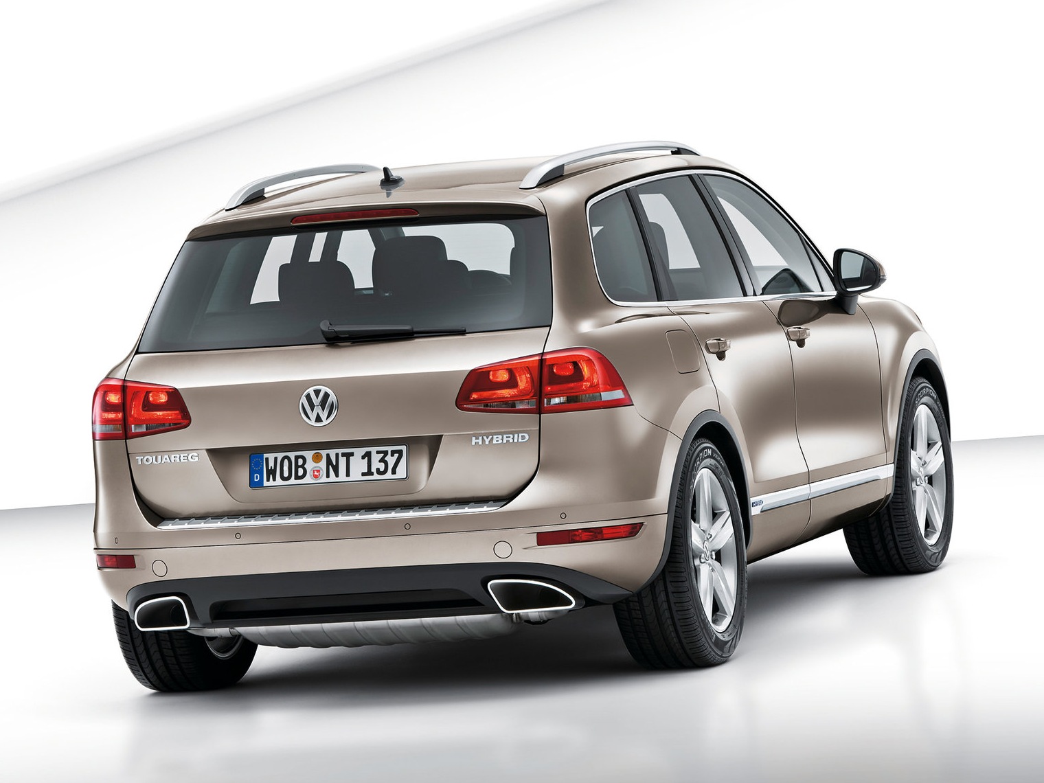 VW Touareg 2011 4