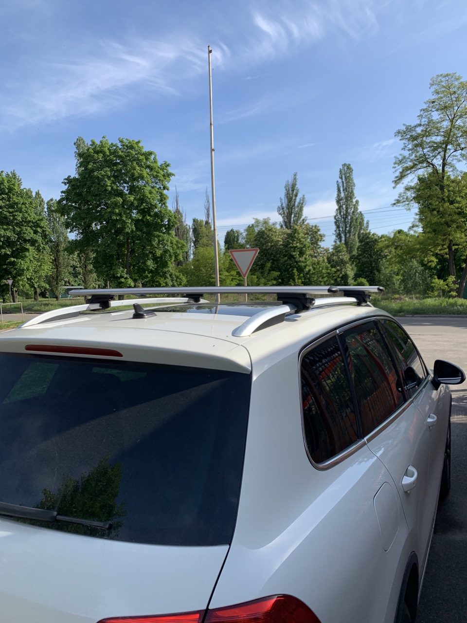 Багажник THULE + дод.аксесуари 1