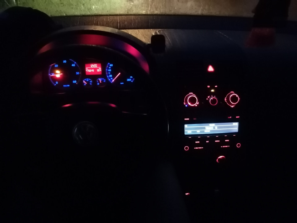 Ukol свіжості в touran або заміна rcd 300 на 310 5