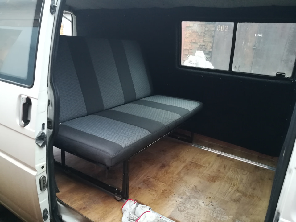 Ліжко в vw t4 1