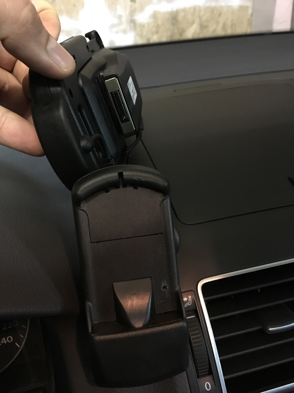 Кредл Vw IPhone 6 Plus 2