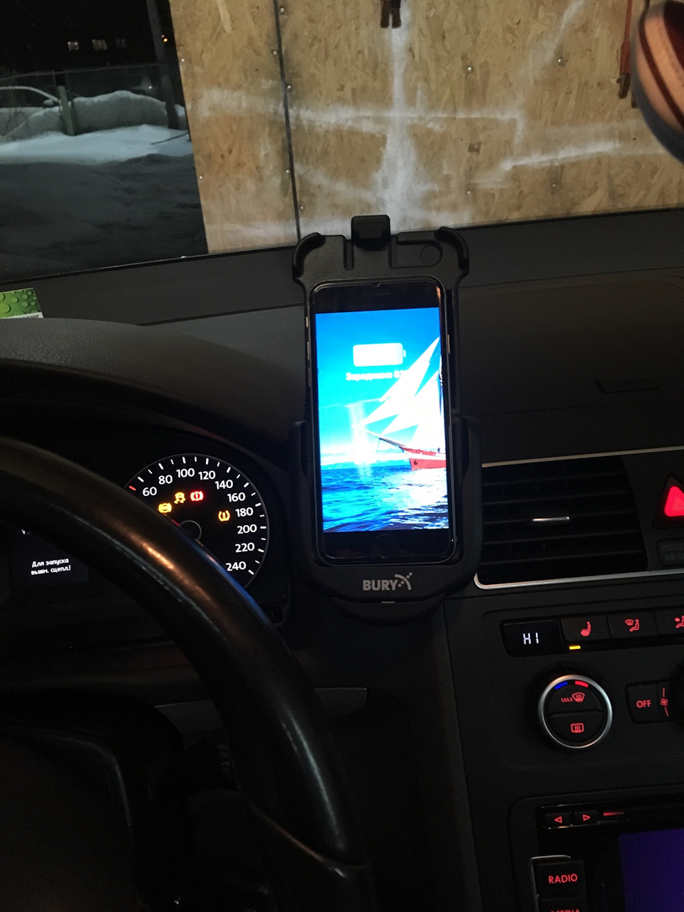 Кредл Vw IPhone 6 Plus 3