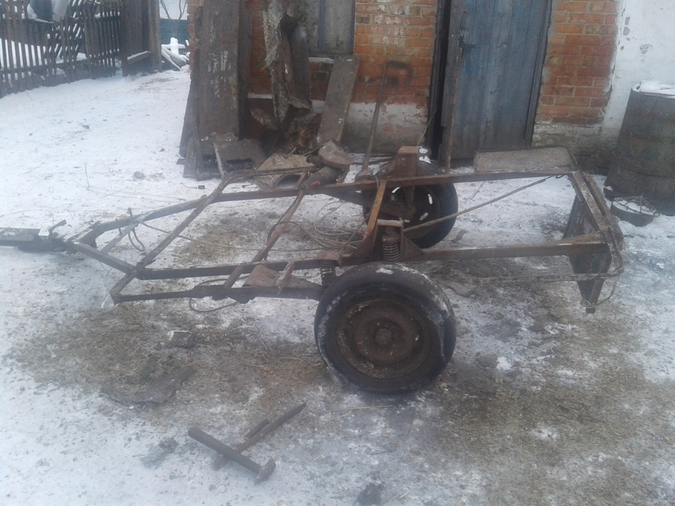 капіталім причіпник марки турист 2