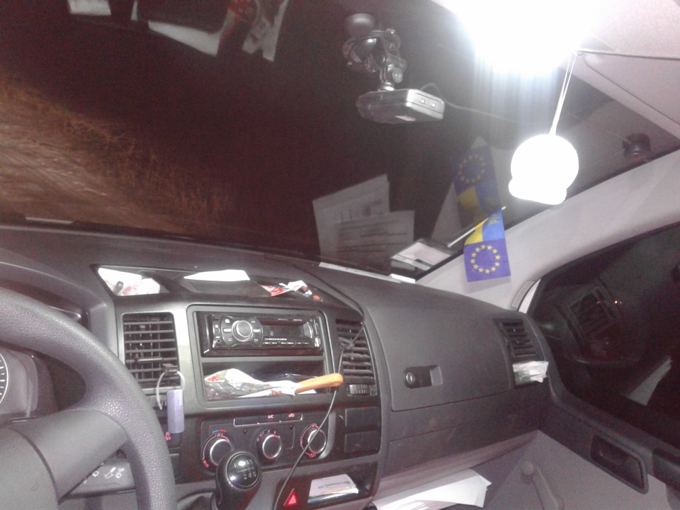 LED у плафон VW Т5 1