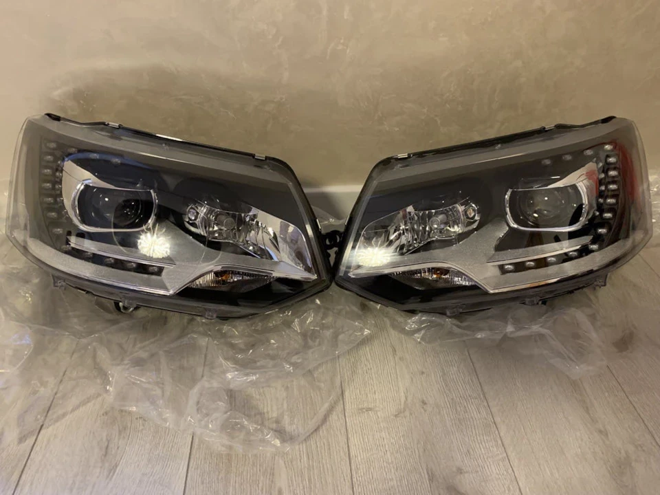 Встановлення оптики Multivan T5 GP або Bi led мені в очі.