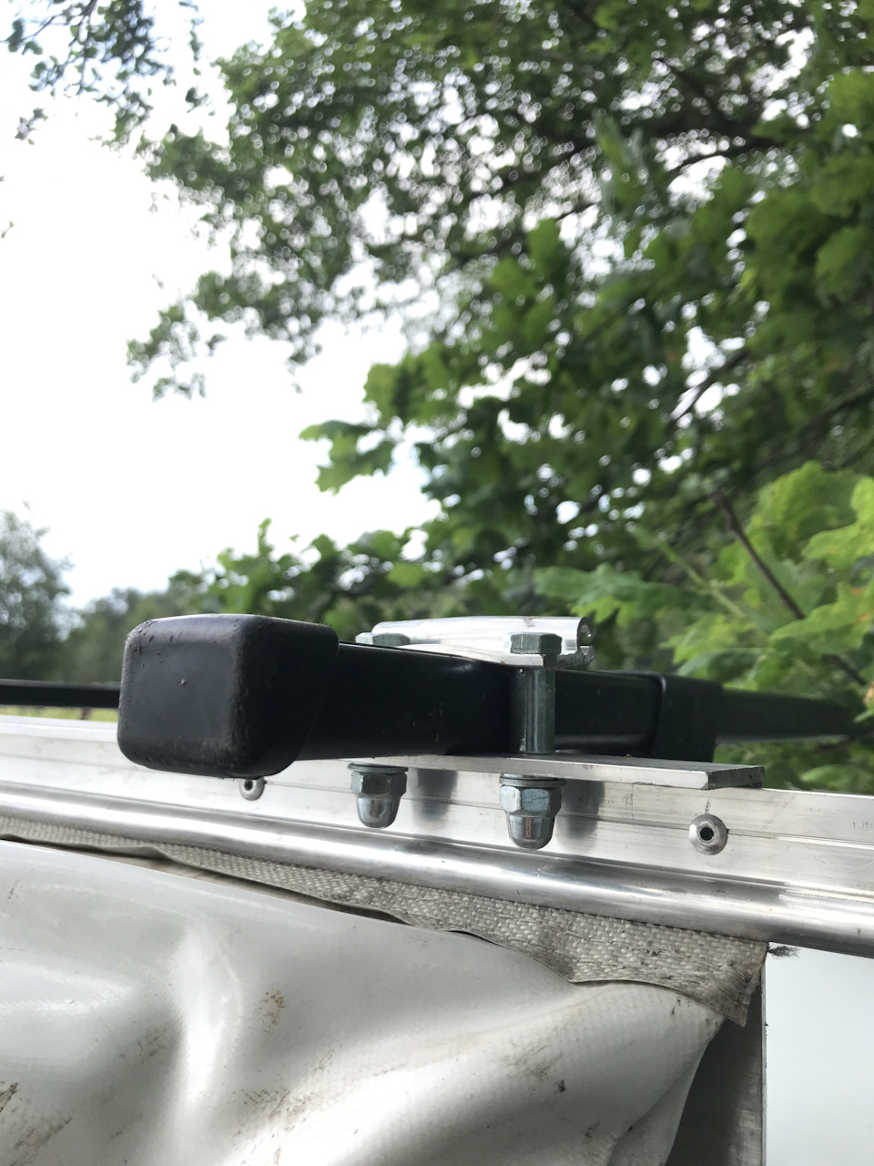 Встановлення маркізі THULE Omnistor 1200 частина 2 2