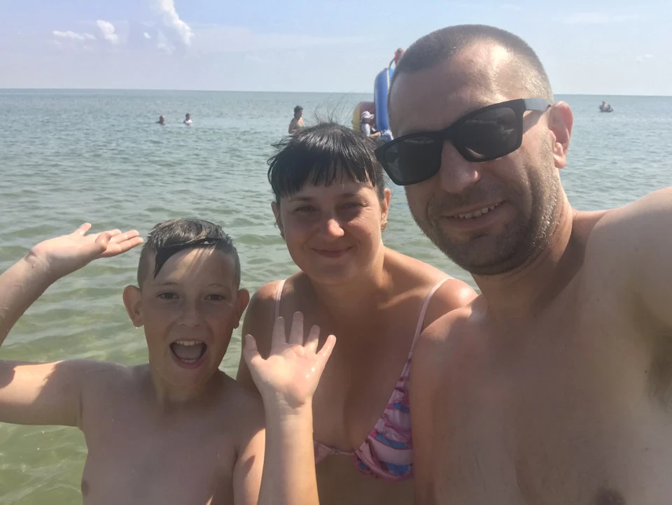 Зустрів родича