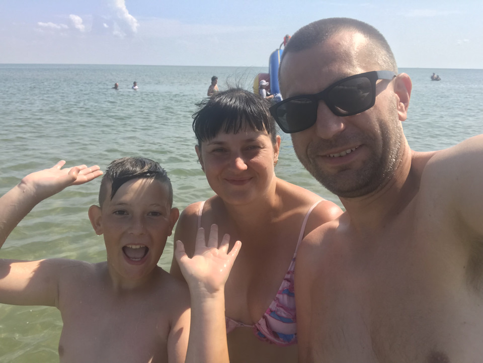 Зустрів родича 1
