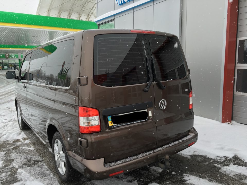 Помив свою мулатку 4