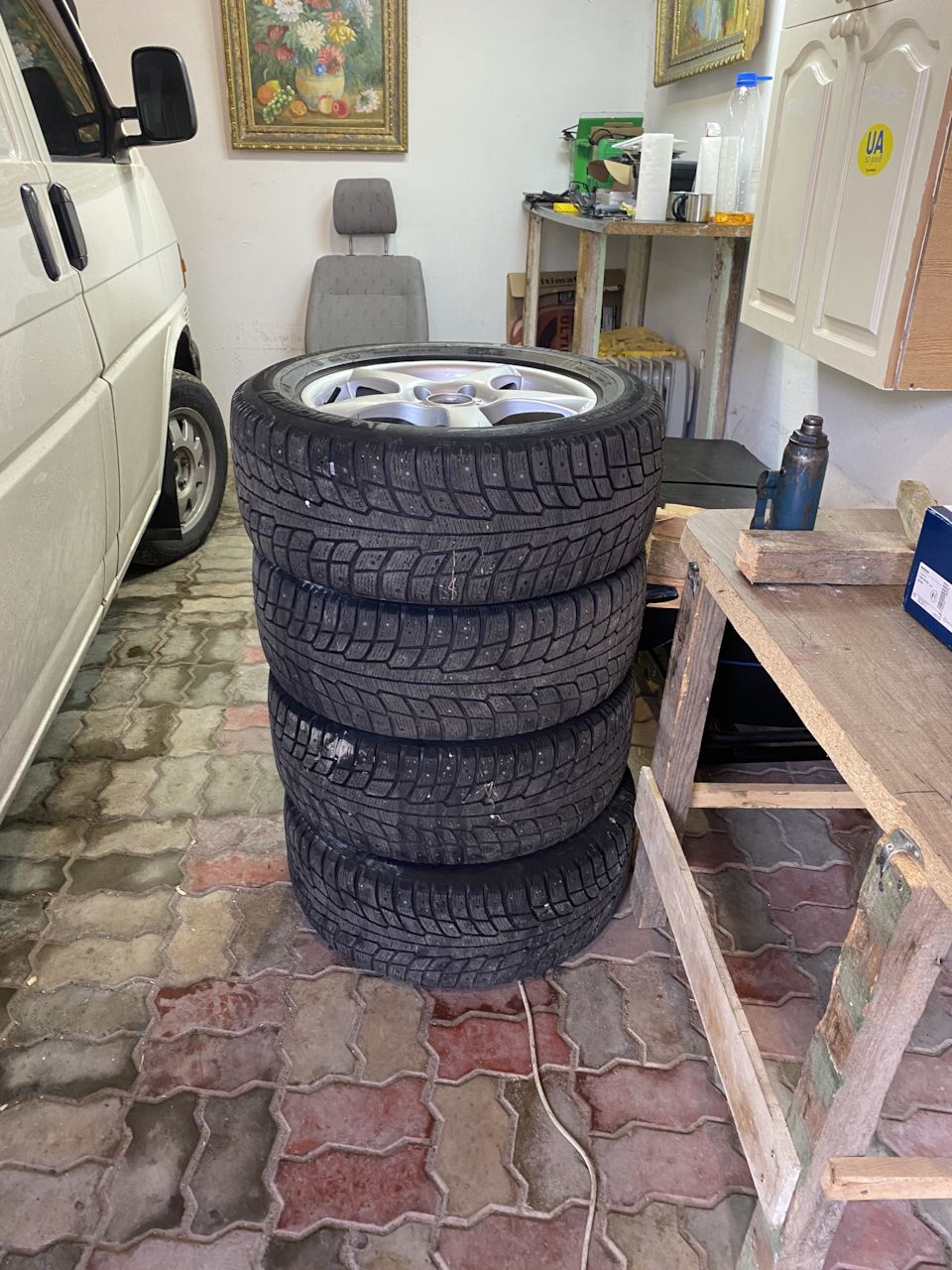 Перевзуття, R 16 225/55 2