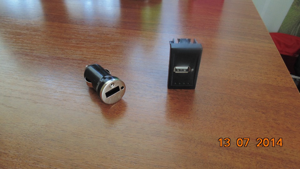 Додаткова розетка USB 2