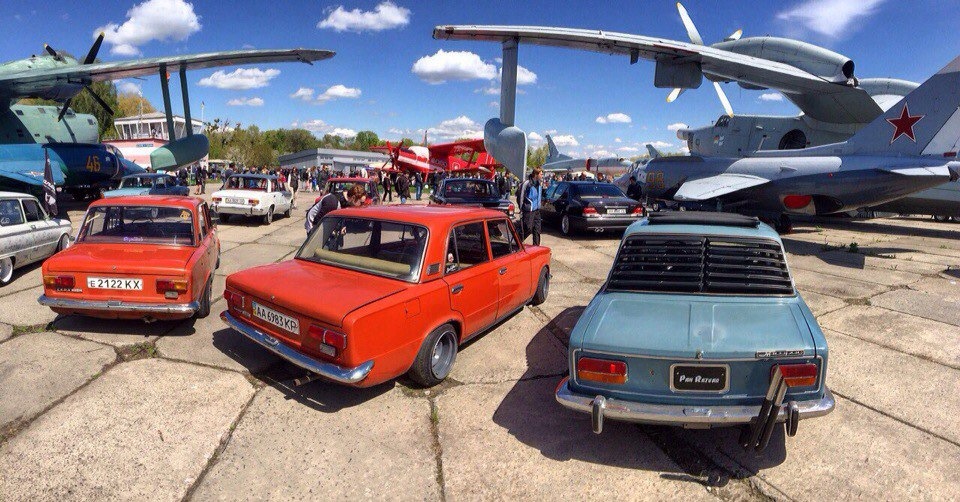 Фестиваль старих автомобілів 1