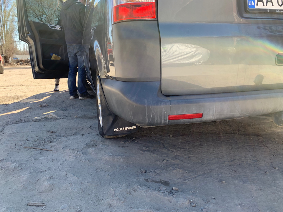 Універсальні задні бризковики Volkswagen 2