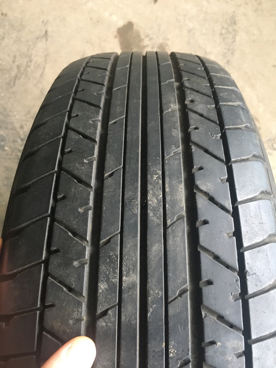 Продам титани r17 4