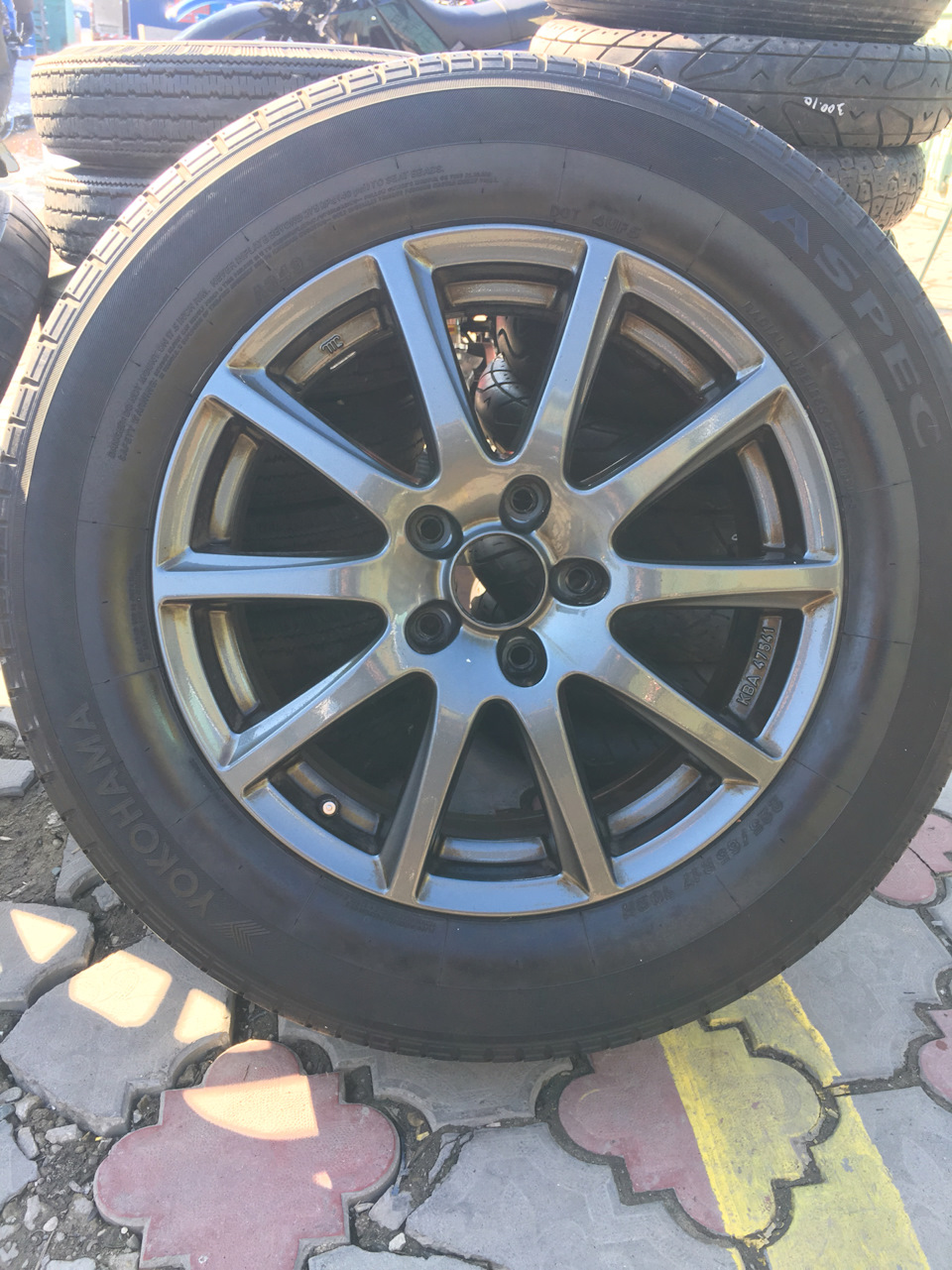 Продам титани r17 2