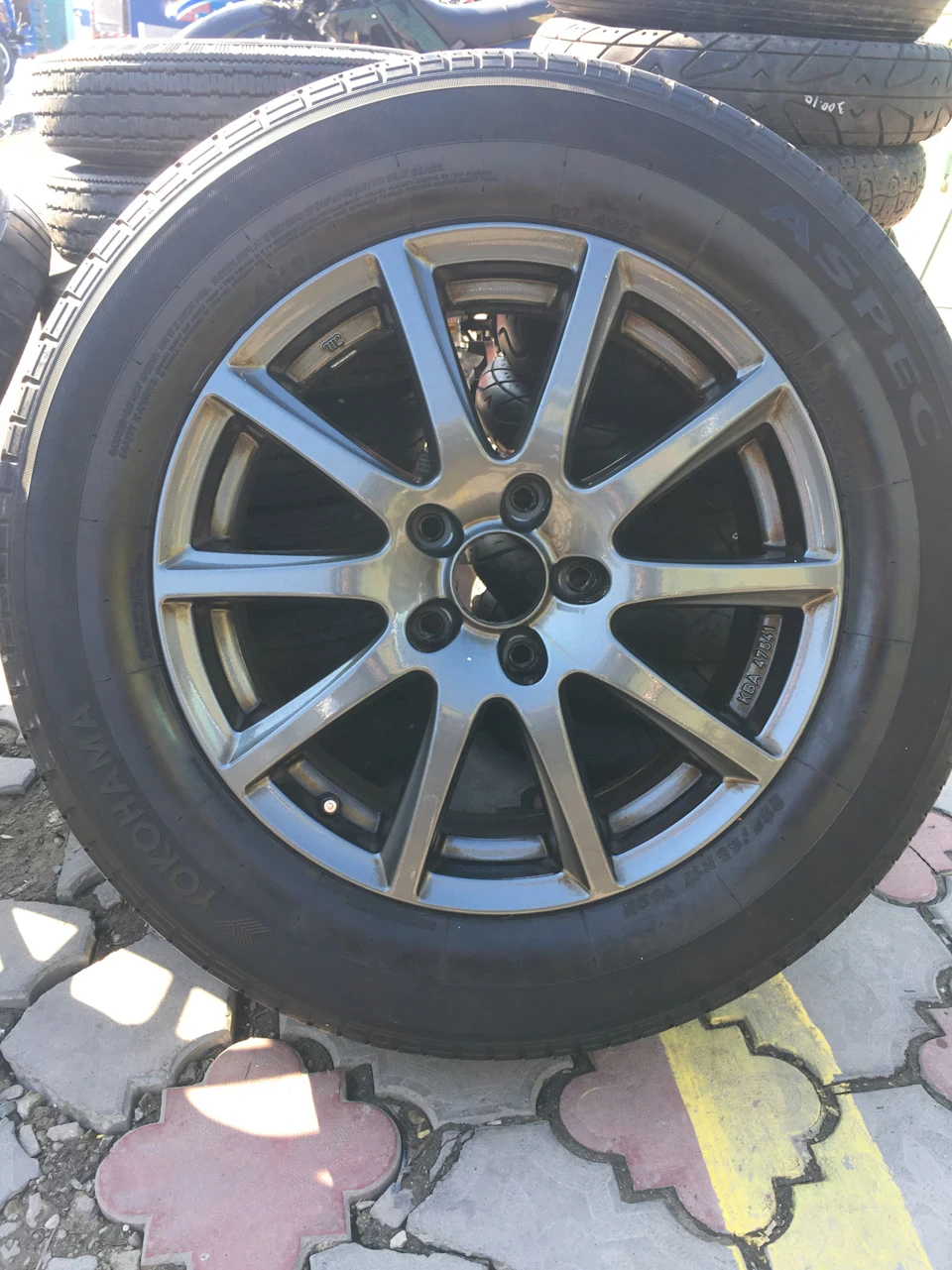 Продам титани r17
