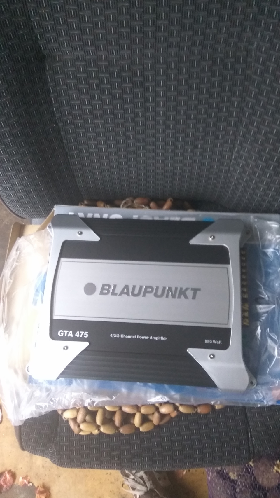 Підсилювач Blaupunkt GTA-475 3