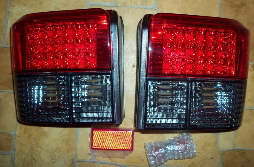 Заміна задньої оптики в VW Multivan 2