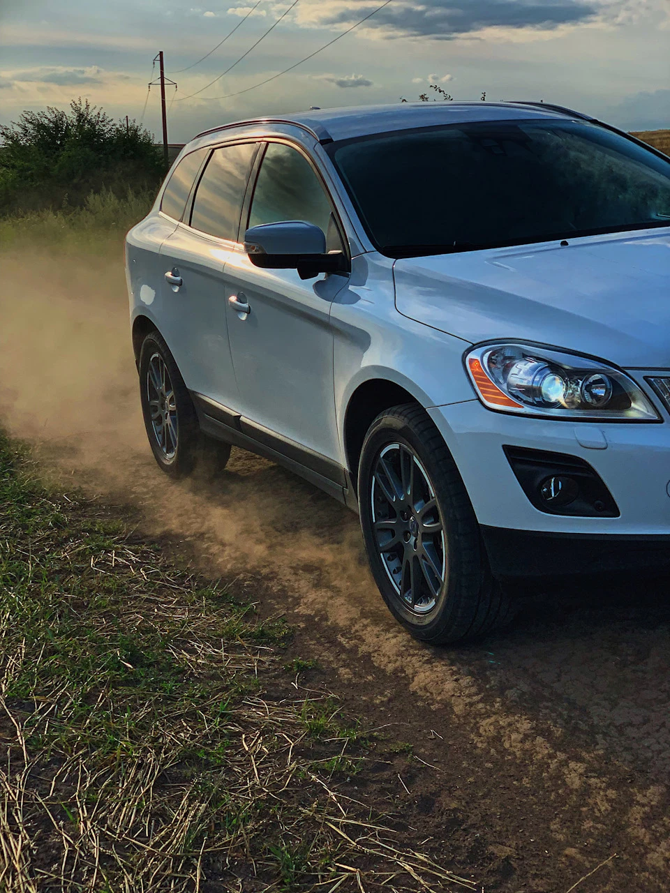 VOLVO XC 60 NEW