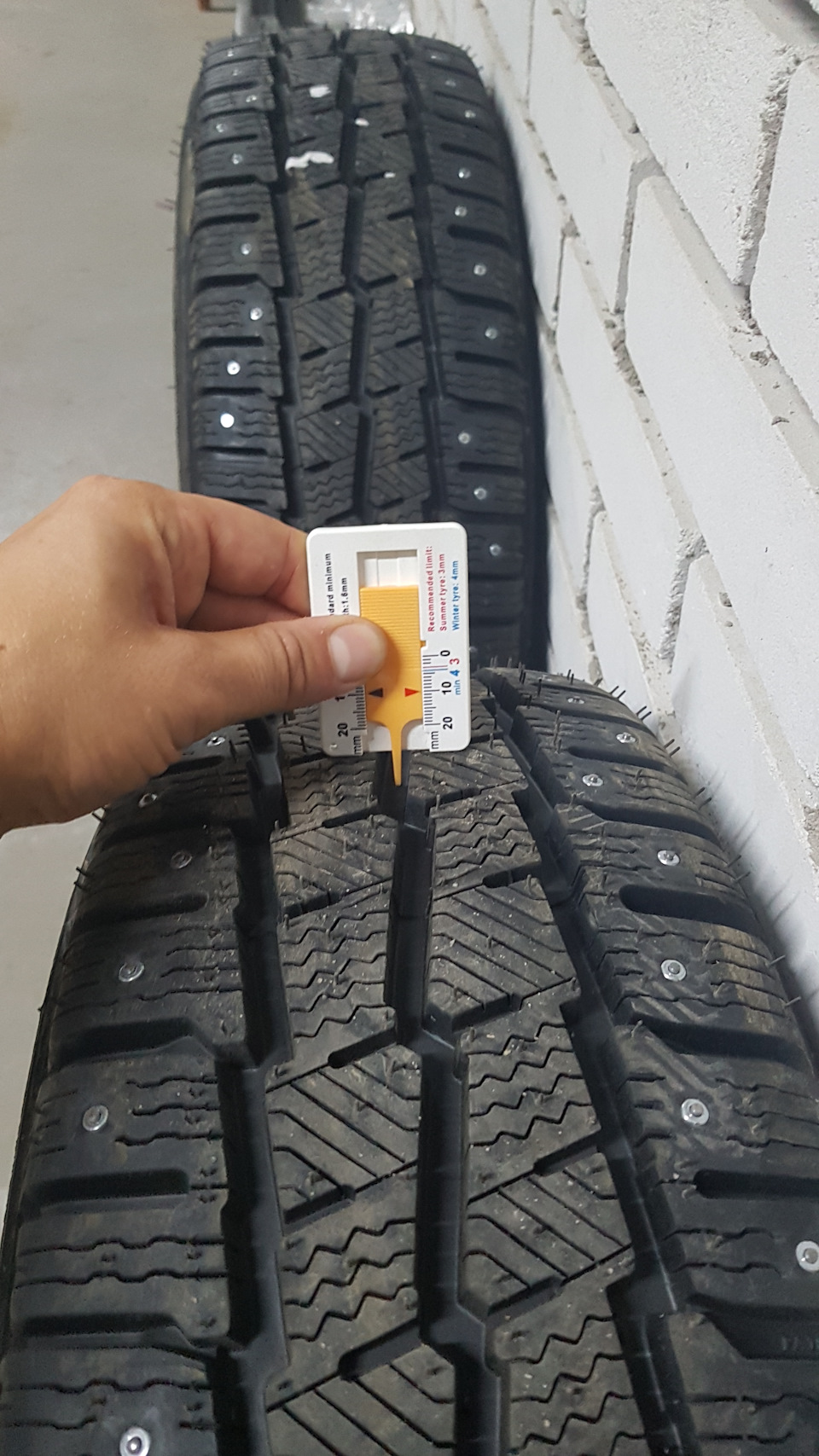 Michelin Agilis X-Ice North 1
