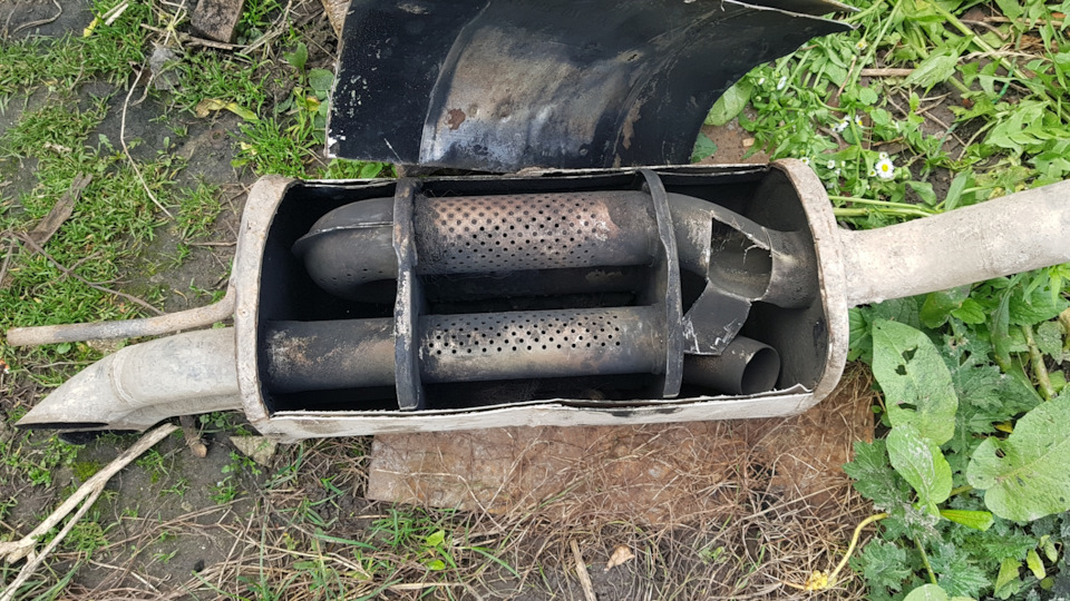 Нова банка Polmostrow 2