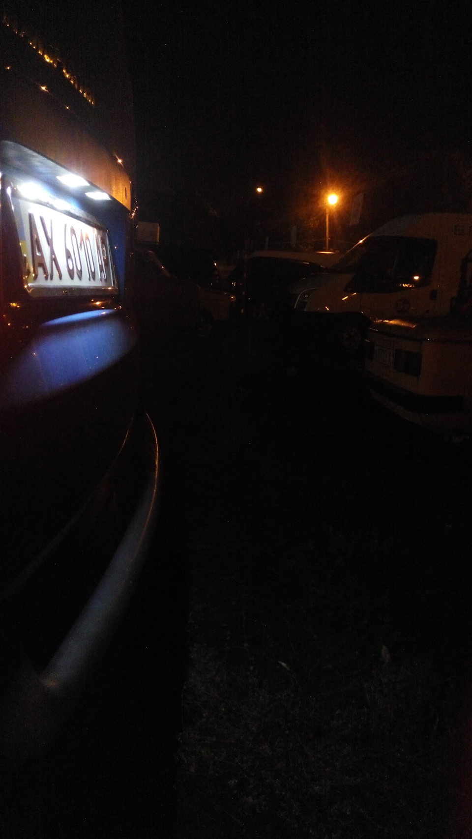 Діоди в підсвічування номера і на душі світліше)) 2