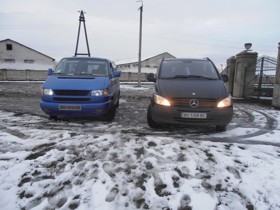 Volkswagen T4 і Mercedes VITO 1