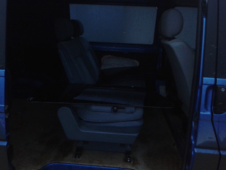 задні стекла на т4 2