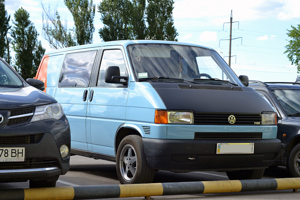 Volkswagen Transporter T4 V2.0 1