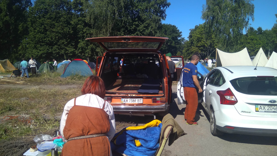 Як оптимізувати спальне місце в салоні. 4