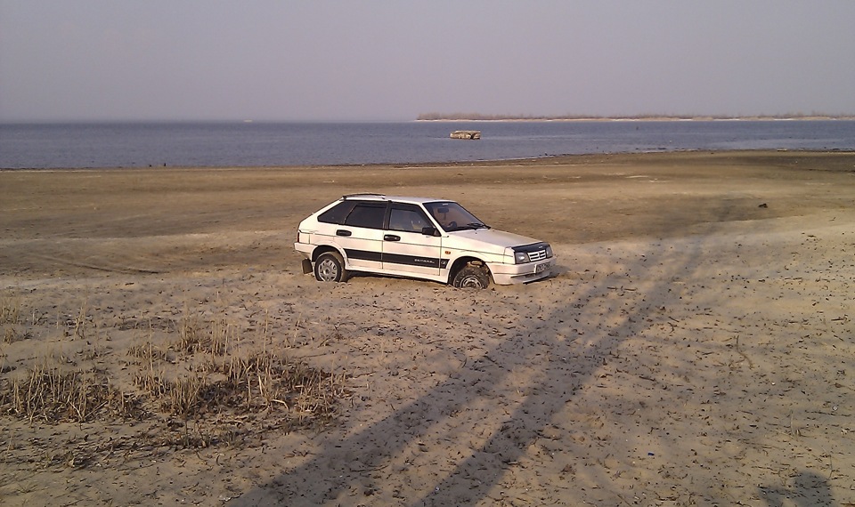 Ось так треба заїжджати в пісок... 1